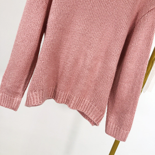 Lezser őszi-téli pulóver széles modell rózsaszín színben