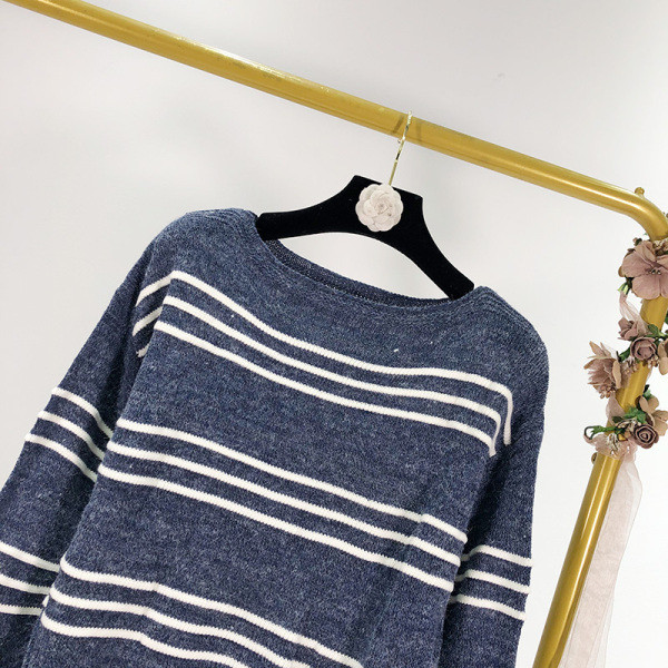 Καθημερινό ριγέ πουλόβερ φαρδύ μοντέλο σε μπλε χρώμα