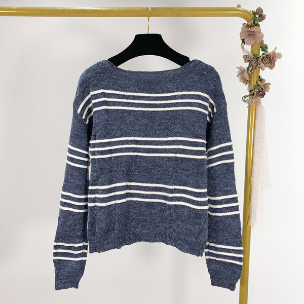 Καθημερινό ριγέ πουλόβερ φαρδύ μοντέλο σε μπλε χρώμα