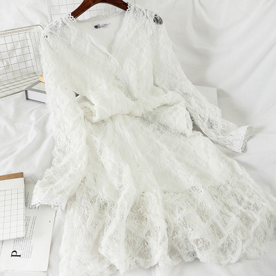 Retro stílusú csipke női ruha három színben V-nyakkal