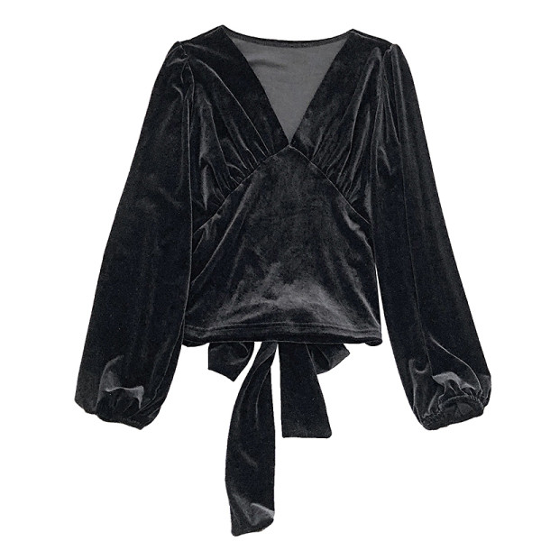 Női retro stílusú blúz fekete, fehér és kék színben, V-nyakkal