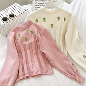 Pulover casual de dama in roz si alb cu broderie si decolteu rotund