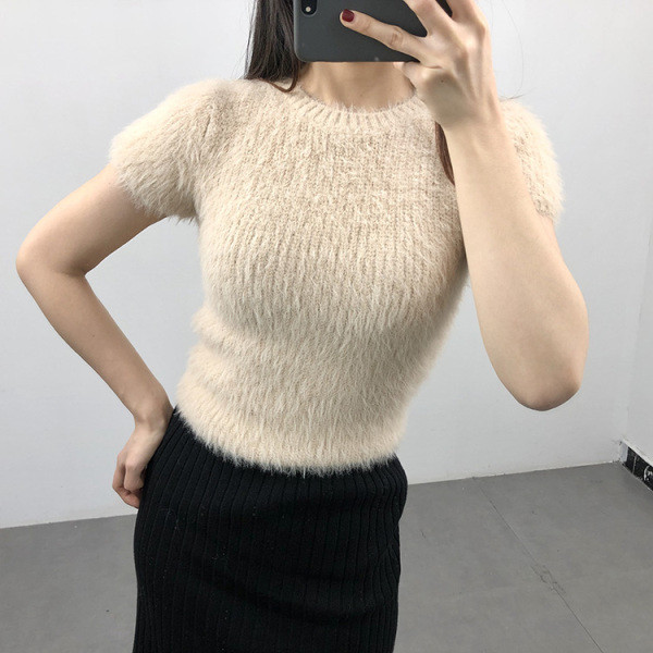 Testhezálló blúz, rövid ujjú bézs és kék színben