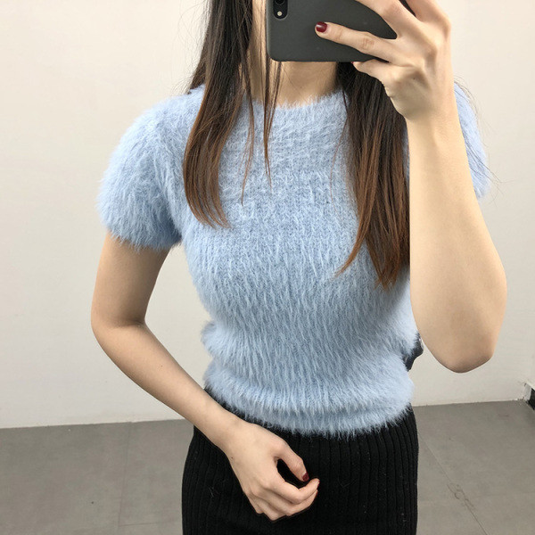 Testhezálló blúz, rövid ujjú bézs és kék színben