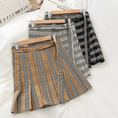 Redős női rövid szoknya négy színben övvel és magas derékkal