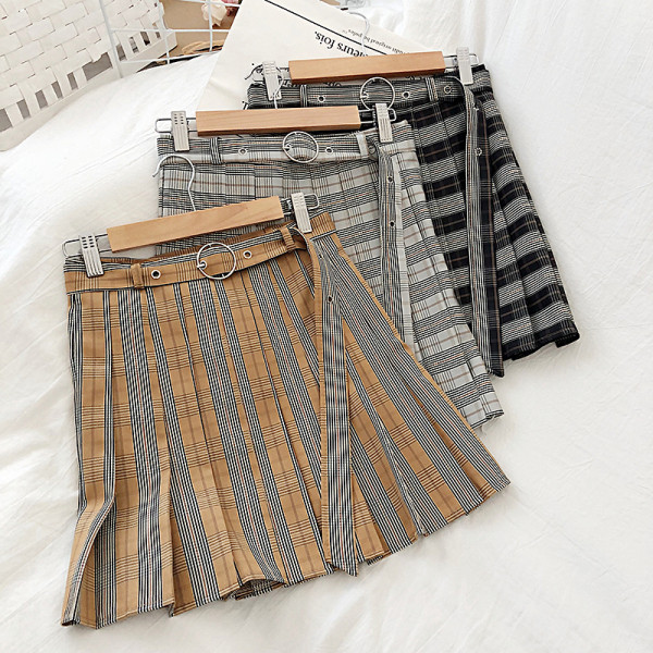 Redős női rövid szoknya négy színben övvel és magas derékkal