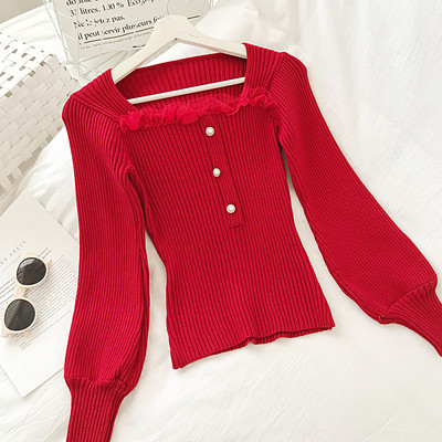 Női retro stílusú blúz piros, fekete és fehér színben, négyzet alakú nyakkivágással