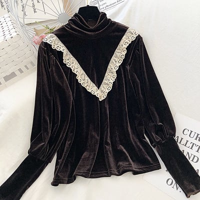 Női bársony blúz retro stílusban csipkével és magas gallérral