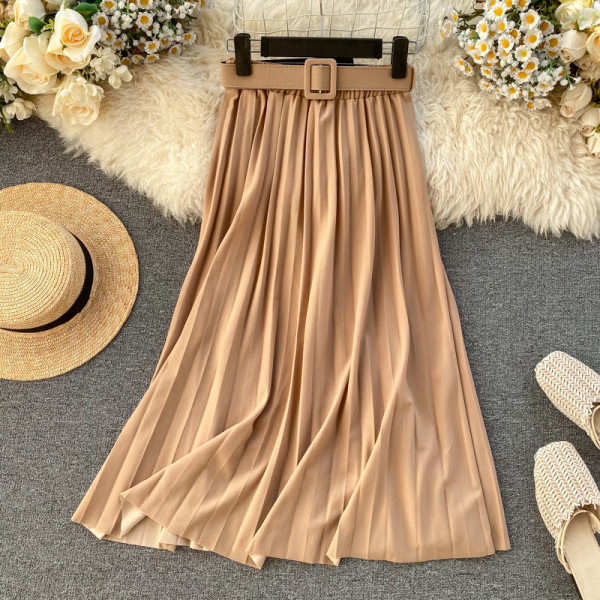 Női hajtogatott szoknya magas derékkal és övvel, kék, sárga, piros és bézs színben