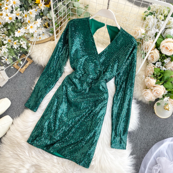 Rochie formala de dama cu paiete si decolteu in V in verde, gri si rosu