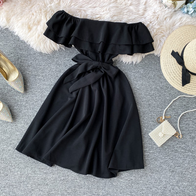 Modern női ruha csupasz váll és nyakkendő több színben