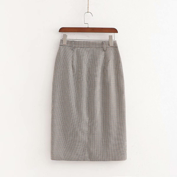 Fustă lungă în carouri cu talie înaltă și cu fante în modelul drept maro