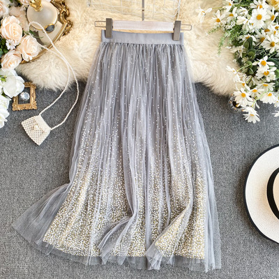 Női pöttyös szoknya magas gallérral és tüllel rózsaszín, bézs, fehér, szürke és fekete színekben