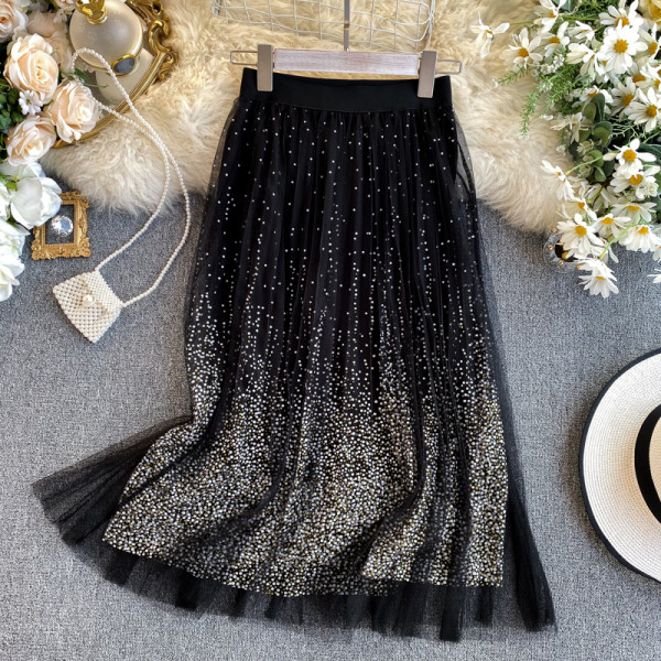 Női pöttyös szoknya magas gallérral és tüllel rózsaszín, bézs, fehér, szürke és fekete színekben