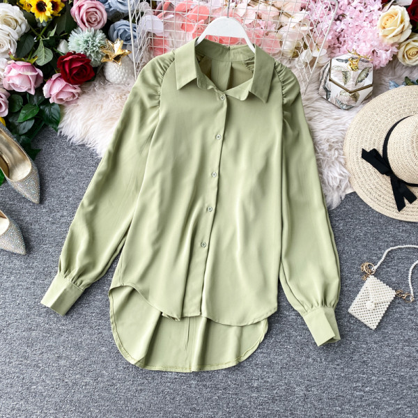 Cămașă modernă de damă cu nasturi și guler clasic în verde, alb, bej, negru și alb