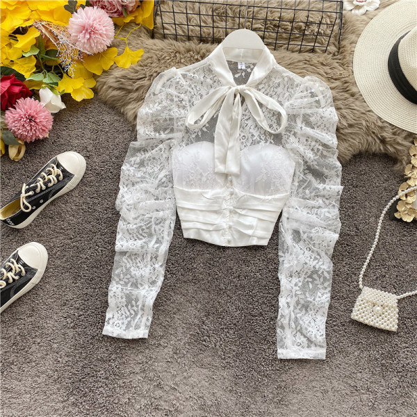 Modern női ing szalaggal és csipkeujjakkal, fehér és fekete színben