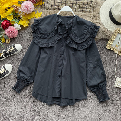 Női ing, fekete-fehér retro stílusú gombokkal