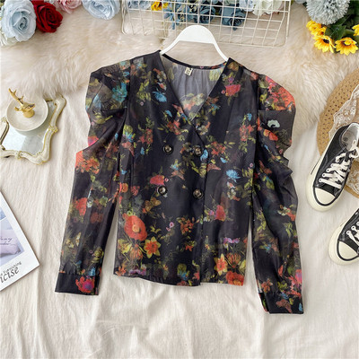 Modern női sifon ing virágmintával és spitz nyakkivágással fekete és bézs színben