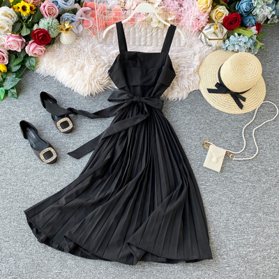 Modern női rakott ruha vékony pántokkal, több színben