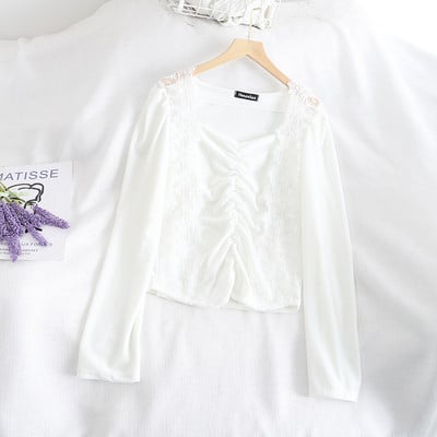 Női bársony blúz kék, fehér, sárga és fekete színben, csipkével és hosszú ujjal