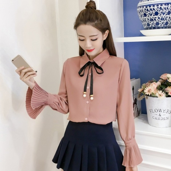 Modern női ing klasszikus gallérral, fűzős és lótusz ujjú fehér és rózsaszín színben