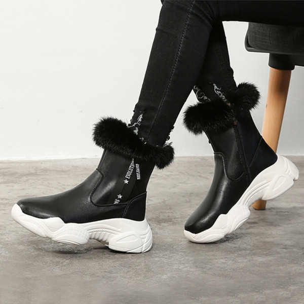 Cizme de iarnă de damă cu căptușeală moale și fermoar în alb-negru