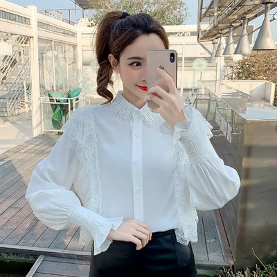 Modern női ing fehér, zöld és fekete színben, fürtökkel és csipkegallérral