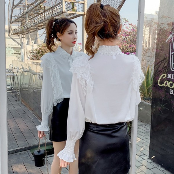 Modern női ing fehér, zöld és fekete színben, fürtökkel és csipkegallérral