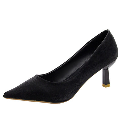 Modern női cipő hegyes modell, sarokkal, zöld, fehér, fekete és sárga színben