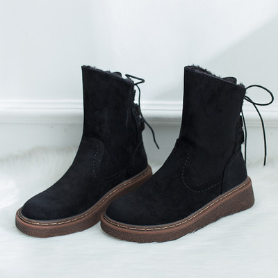 Női őszi-téli csizma öko velúrból, lapos talppal bézs és fekete színben