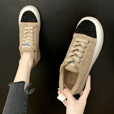 Női alkalmi cipő puha huzattal, lapos talppal, fekete, bézs és barna színekben