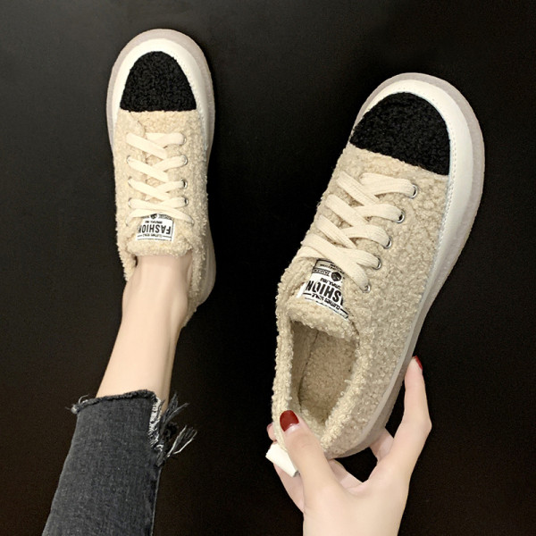 Női alkalmi cipő puha huzattal, lapos talppal, fekete, bézs és barna színekben