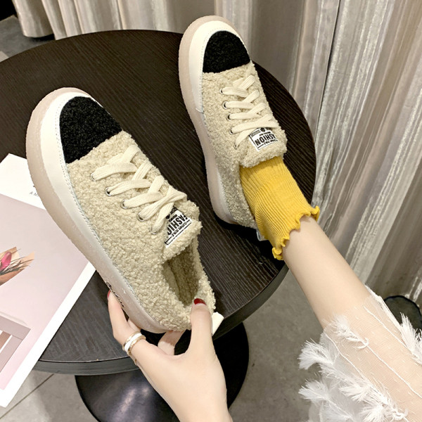 Női alkalmi cipő puha huzattal, lapos talppal, fekete, bézs és barna színekben