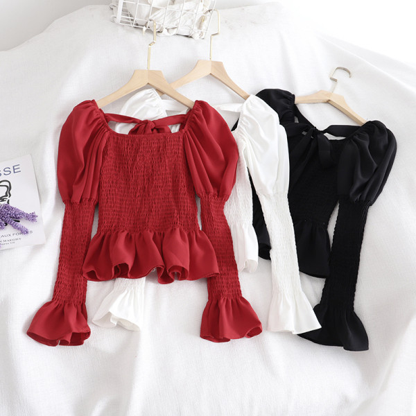 Bluză de damă cu decolteu pătrat și mâneci lotus în roșu, alb și negru