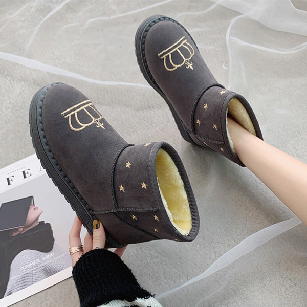 Női téli csizma puha béléssel és hímzéssel zöld, kék, fekete és bézs színben