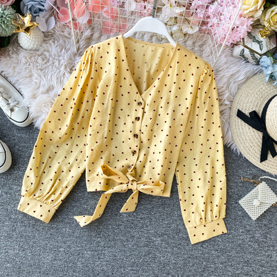 Alkalmi női ing gombokkal és spitz nyakkivágással, hat színben