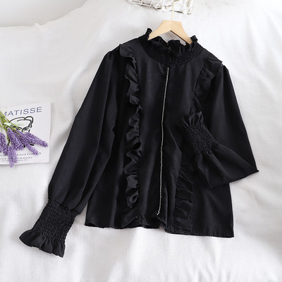 Cămașă de damă în alb, bej și negru cu guler jos și bucle