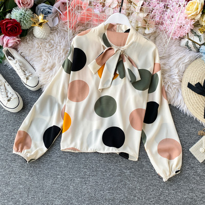 Modern női ing szalaggal és hosszú ujjú fekete, bézs és zöld színben