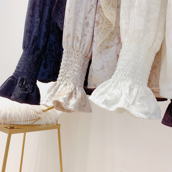 Női bársony ing csipkével és klasszikus gallérral bézs, fehér és fekete színben