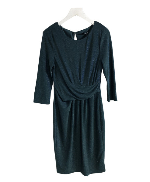 Rövid, elegáns ruha 3/4 ujjal, zöld színben, fényes hatással