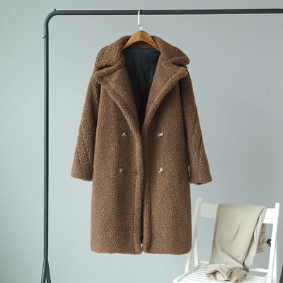 HIT Palton de dama actual model lung in alb si maro