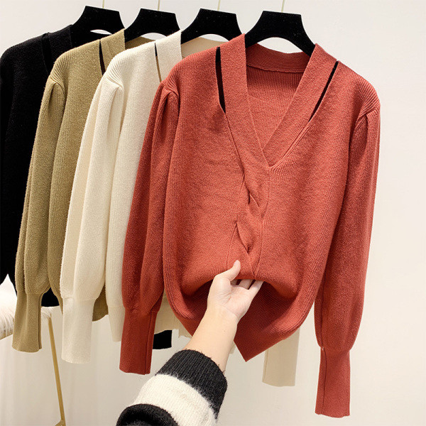 V-nyakú női pulóver piros, bézs, fekete és barna színben