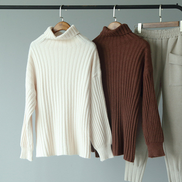 Alkalmi női téli pulóver fehér, fekete és barna színekben