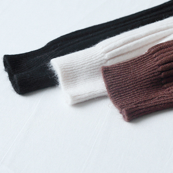 Alkalmi női téli pulóver fehér, fekete és barna színekben