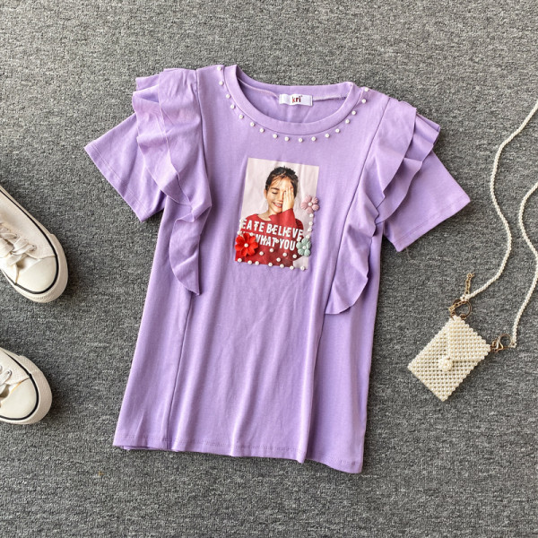 Bluză de damă modernă cu mâneci scurte și aplicație în mov, roz, galben, alb și negru