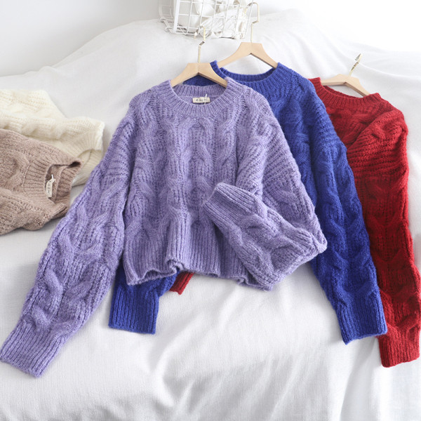 Női széles pulóver modell öt színben, kerek nyakkivágással