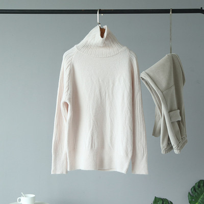 Női téli pulóver magas gallérral, zöld, rózsaszín, barna, fehér és fekete színekben