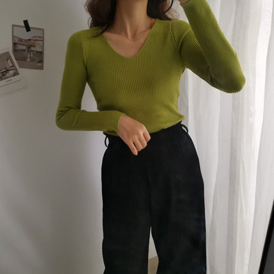 Bluză de damă cu decolteu în V în mai multe culori