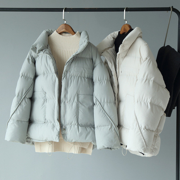 Női téli kabát széles és rövid modell bézs és zöld színben