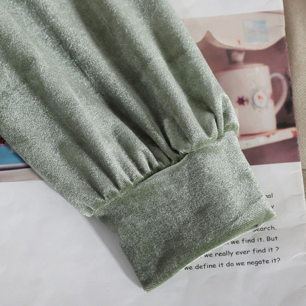 Retro stílusú női ruha zöld, rózsaszín és szürke színben, V-nyakú és hosszú ujjú